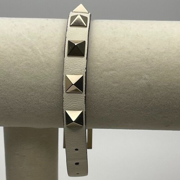 Valentino Garavani Rockstud Calfskin Leather Bracelet - Light Ivory - Preowned - Picture 5 of 8
